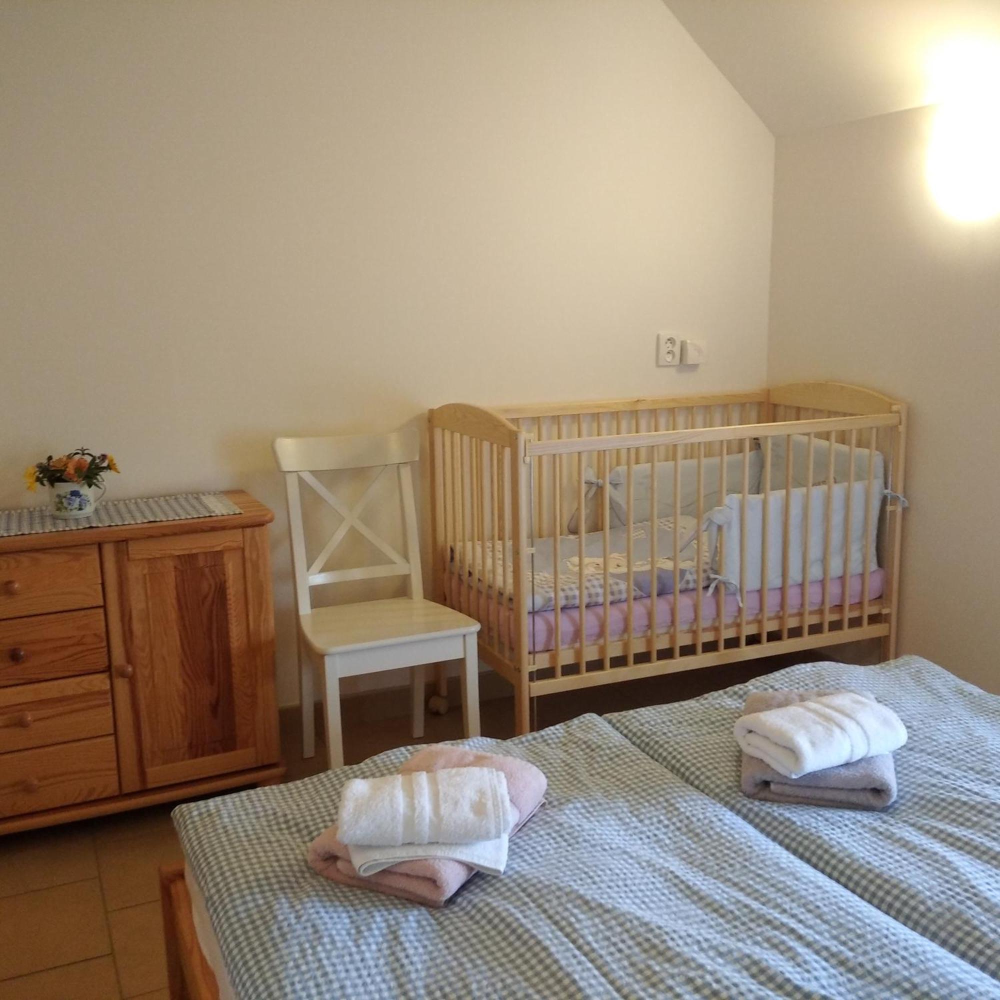 Statek Bily Dvur - Bely Hotel Machov Kültér fotó